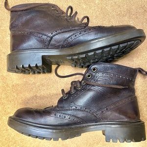 Banana Republic  lace-up booties • size 6 • VGC